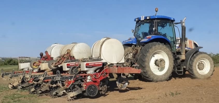 Baie goeie kondisie. Het in 2025 mielies geplant, niks fout nie. Staak boerdery