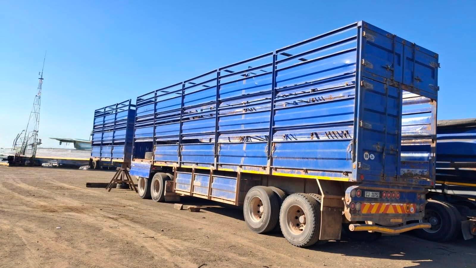 Skaap bees link met stainless vloere en kante virgin tyers met aluminum rims kort bietjie aandag