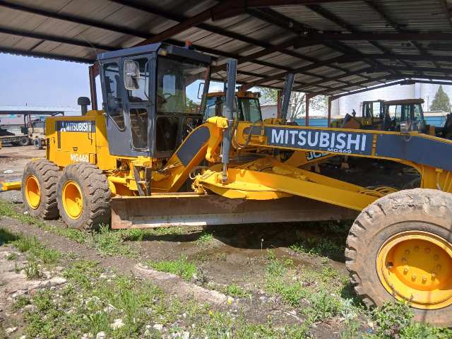 2008 mitsubushi mg460
