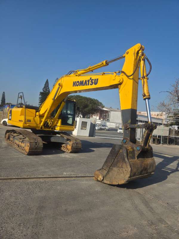 2018 Komatsu PC200