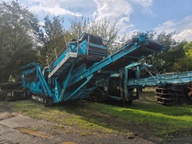 CHIEFTAIN 1400 SCREEN