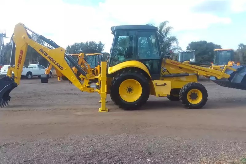 New Holland TLB LB90B