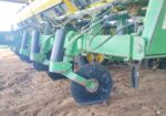 John Deere 2117