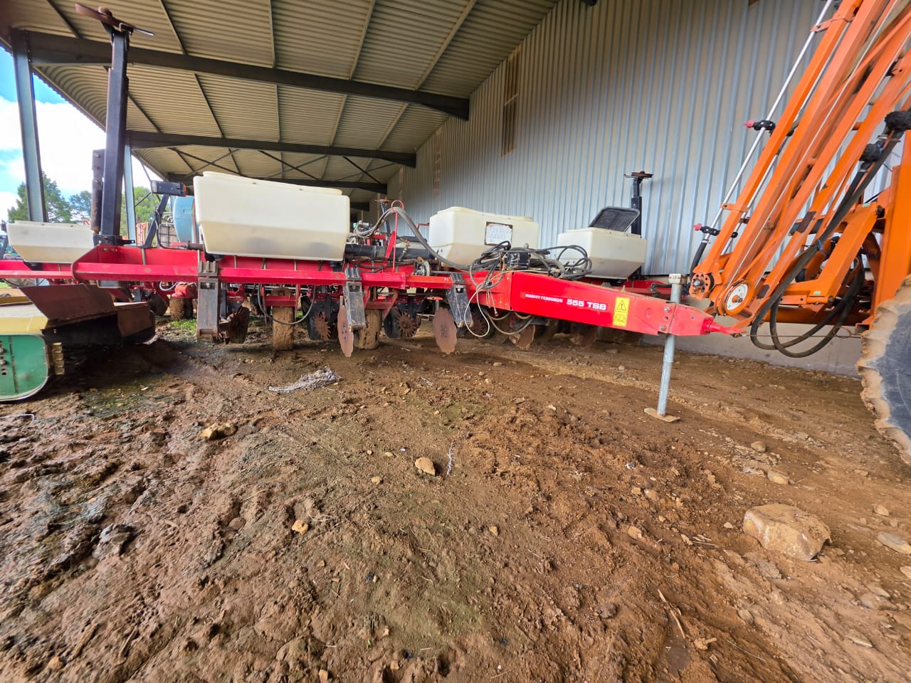 Massey Furgeson 555