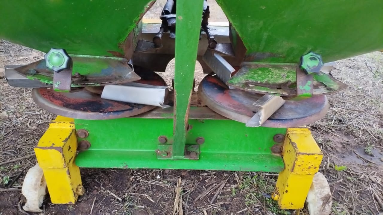 Agromaster lift strooier