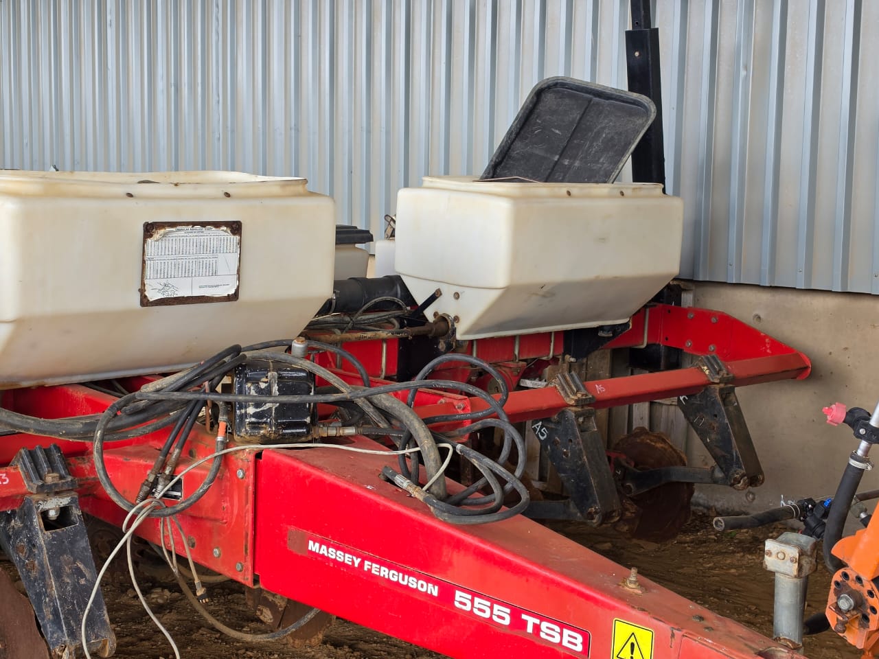 Massey Furgeson 555