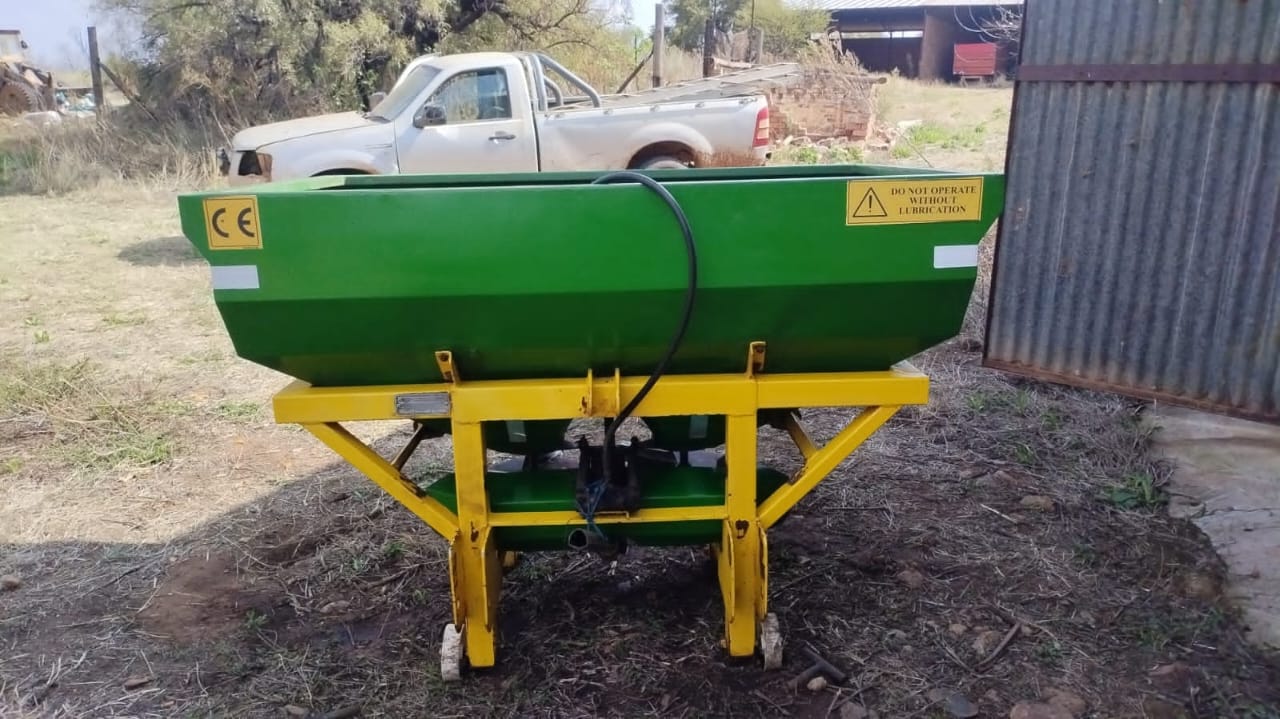 Agromaster lift strooier