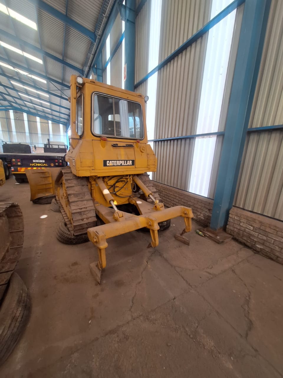 CAT D4H