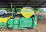 John Deere 2117