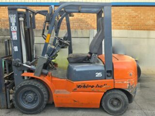 2-5-ton-rhino-heli-e93343e379