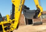 2015 New Holland LB90B