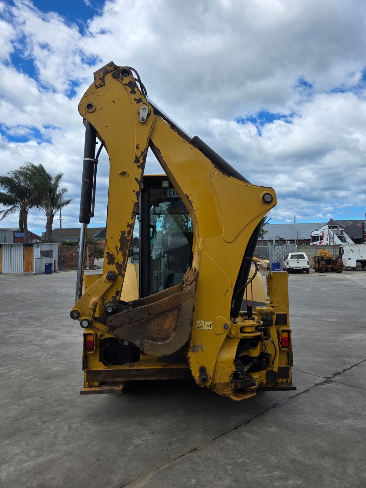2017 CAT 428F2 TLB