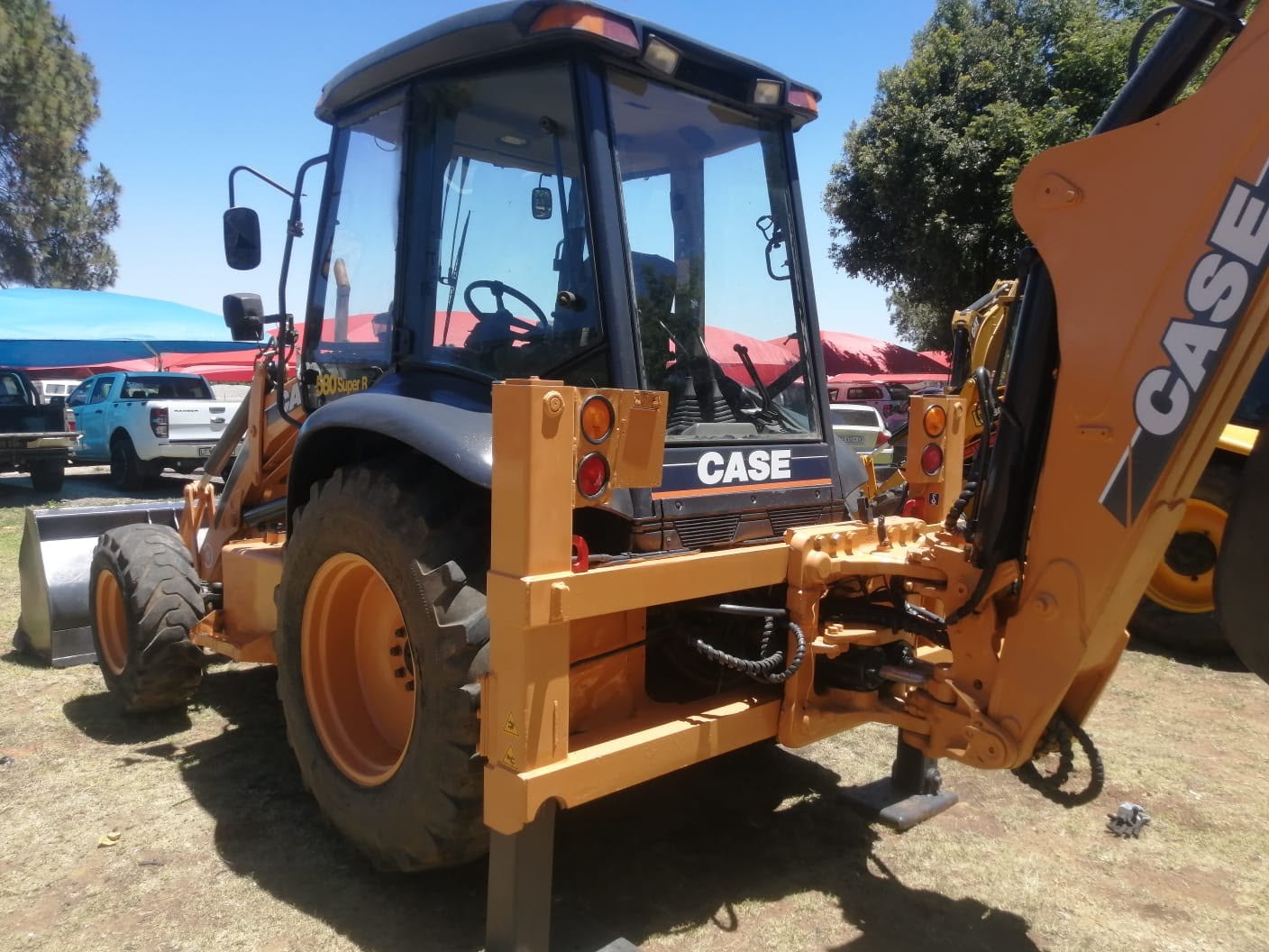 Case: 580 Super R