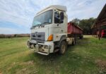 Hino 700 perd manual met 3 as twin bin side tippers