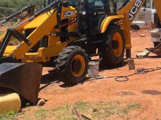 jcb-3cx-4×4-b641201eb5