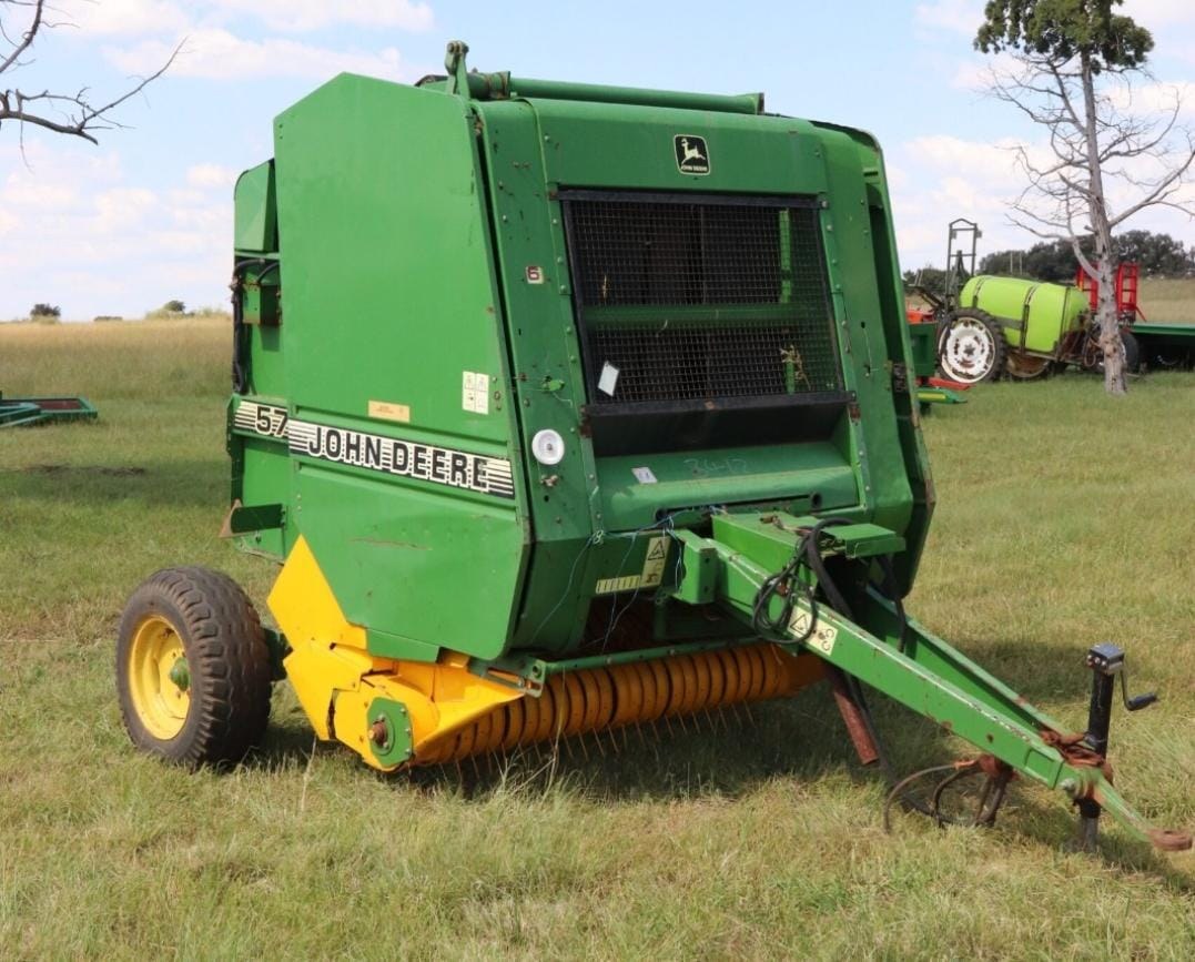 John deer baler
