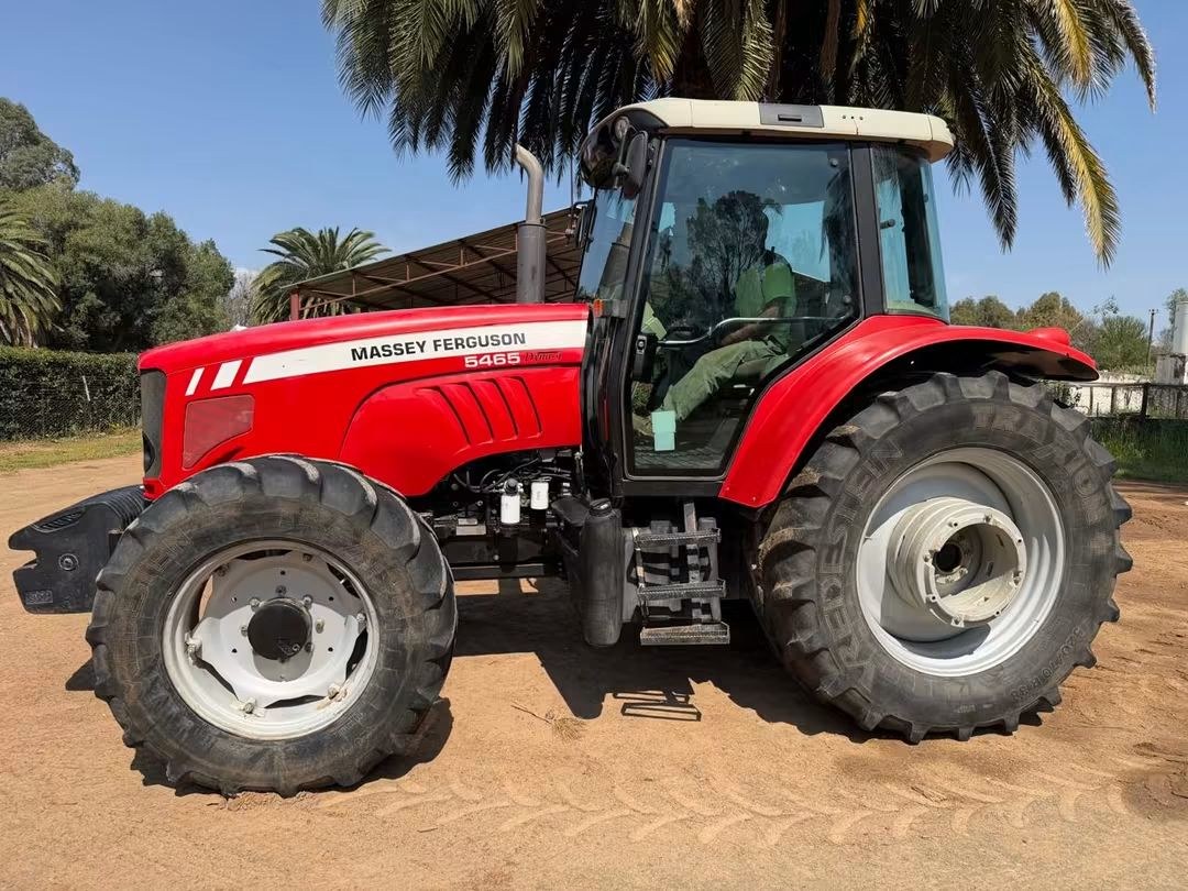 Massey Ferguson 5465