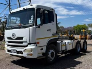 ud-truck-390-28a3374dc2