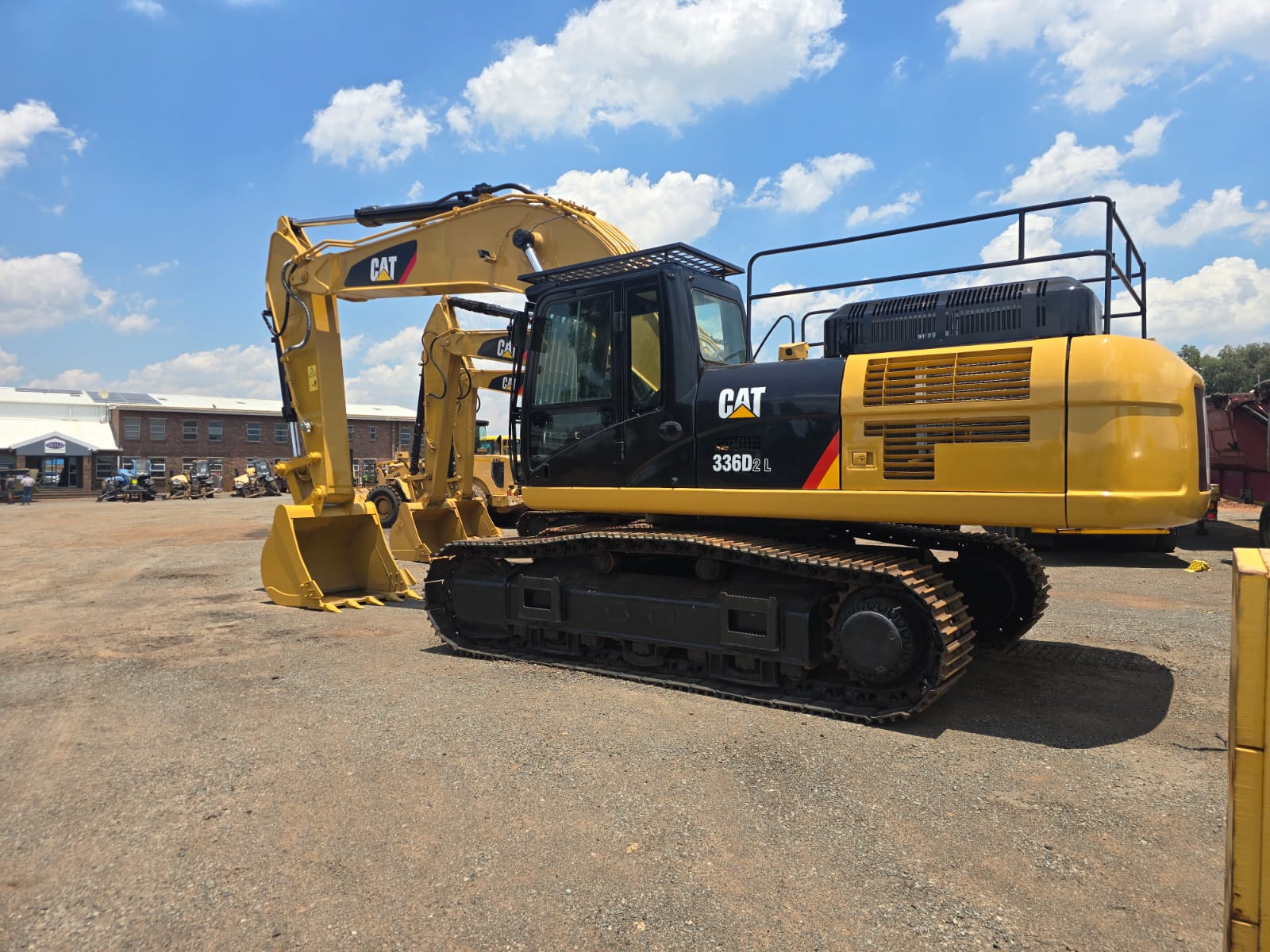CAT 336 D2L